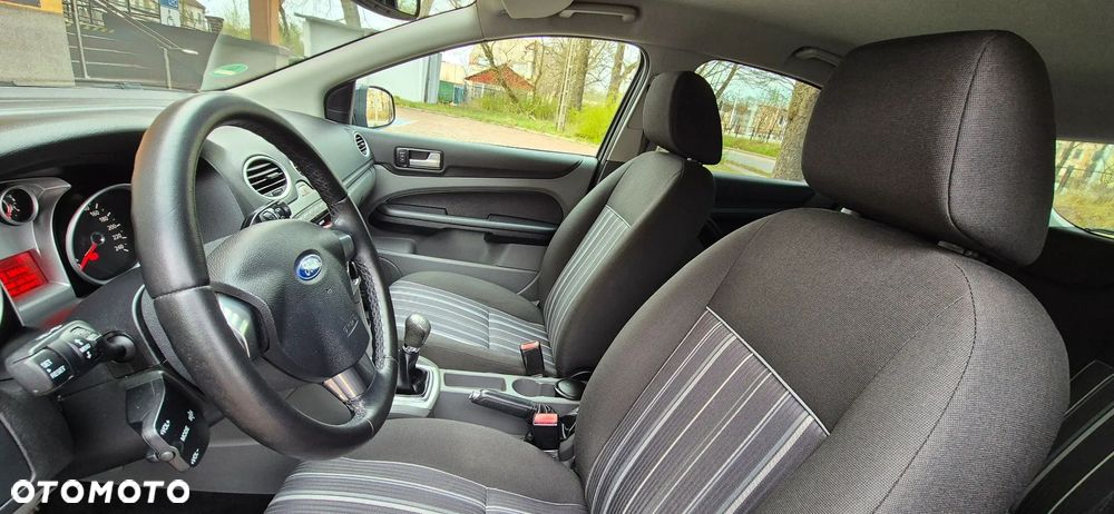 Ford Focus 1.6 16V Sport - 7