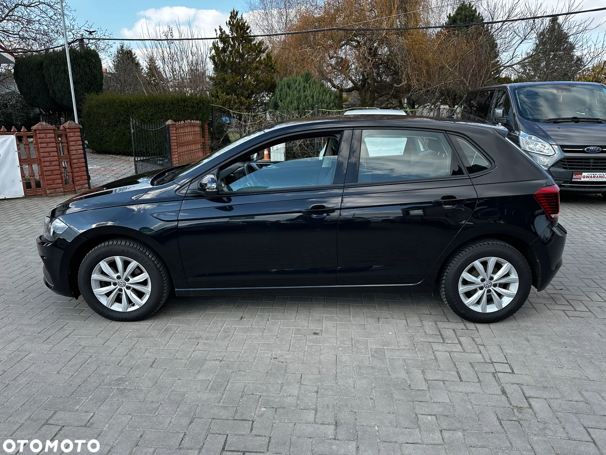 Volkswagen Polo - 5