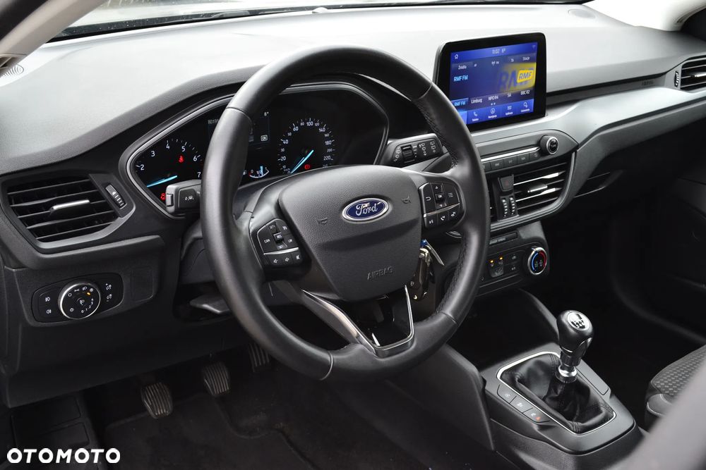 Ford Focus 1.0 EcoBoost Hybrid ACTIVE - 9