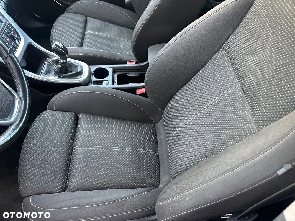 Opel Astra 1.4 Turbo Cosmo - 18