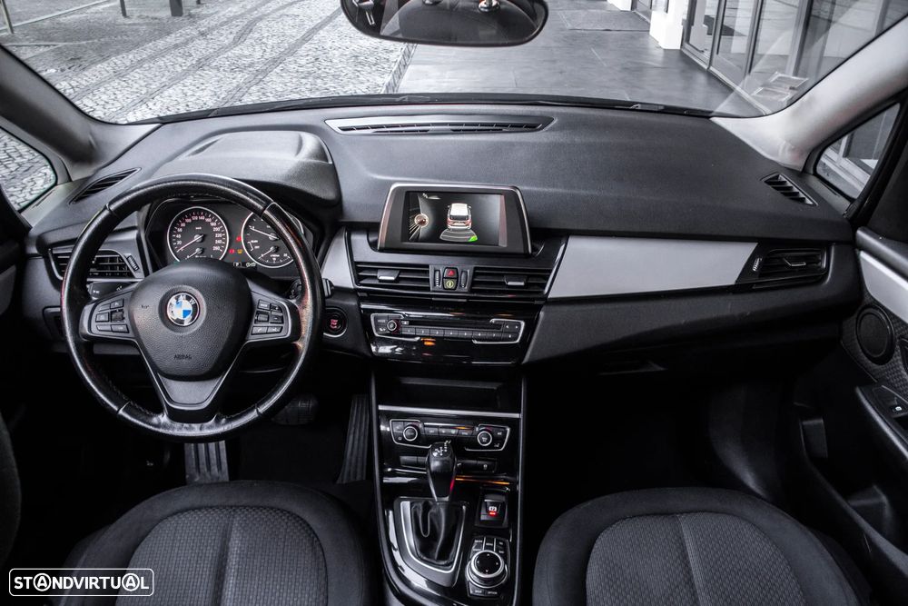 BMW 216 Gran Tourer d Aut. - 33