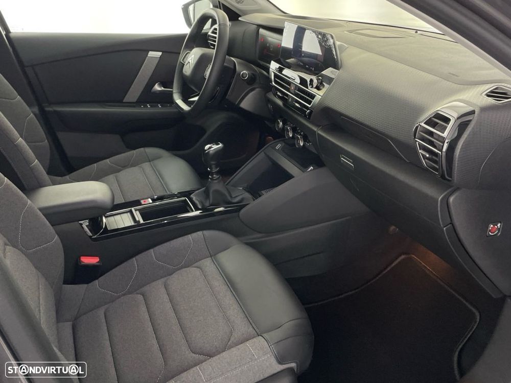 Citroën C4 1.2 PureTech Feel - 23