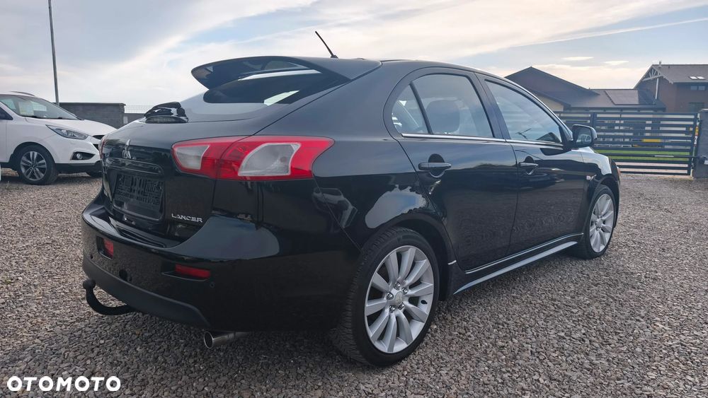 Mitsubishi Lancer 1.8 Intense - 3