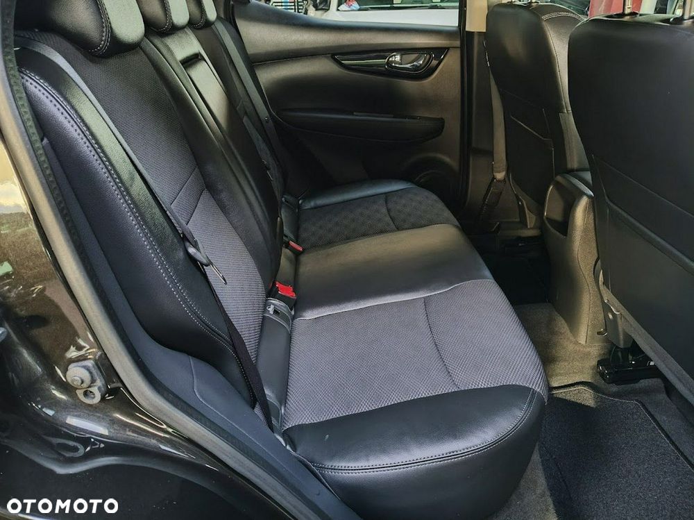 Nissan Qashqai 1.6 DIG-T Tekna - 18