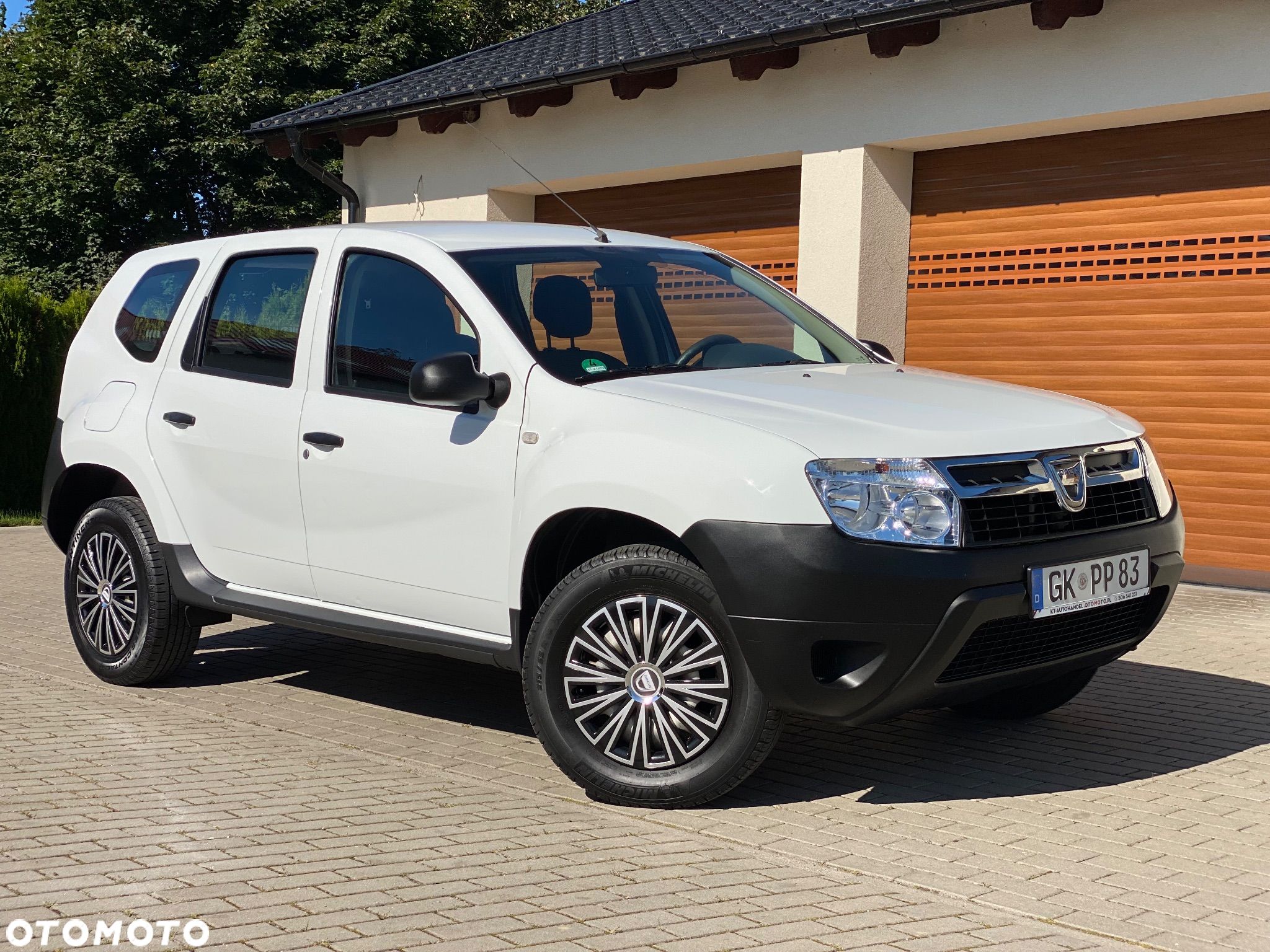 Dacia Duster 1.6 16V 4x2 Ambiance - 1