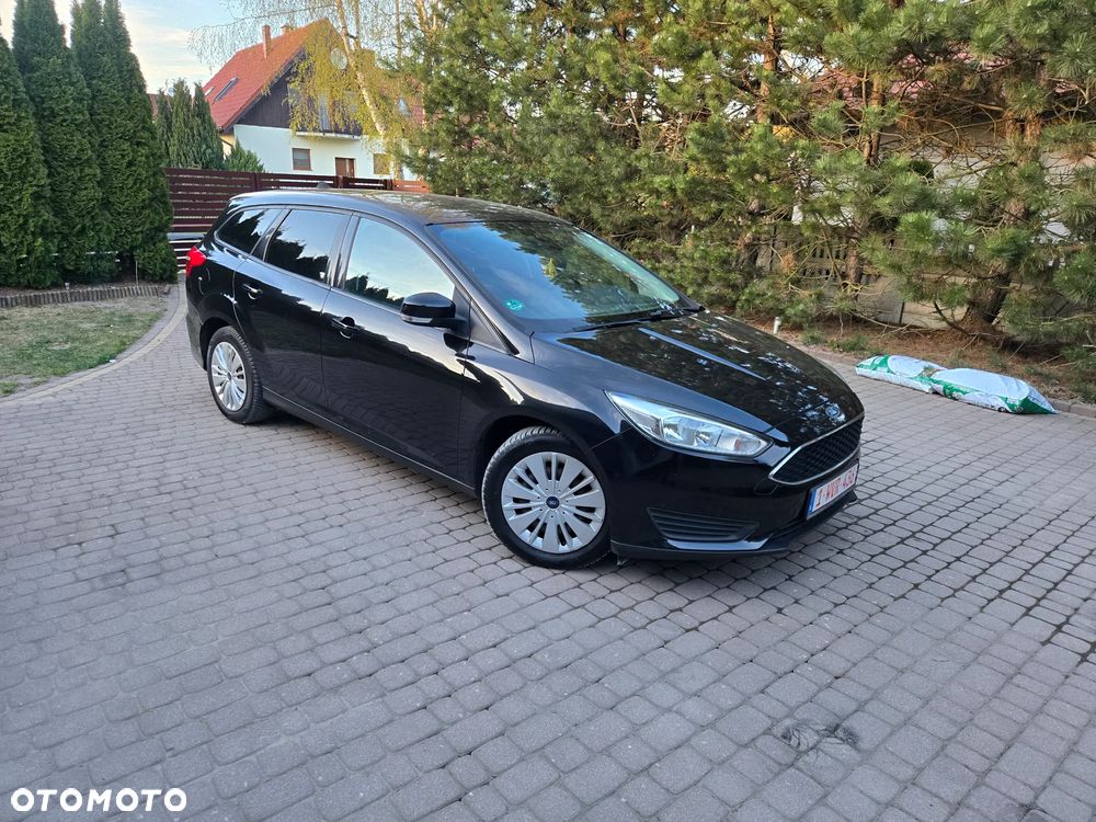 Ford Focus 1.6 TDCi DPF Start-Stopp-System SYNC Edition - 4