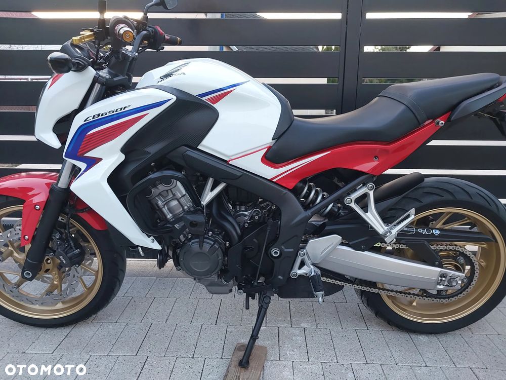Honda CB - 3