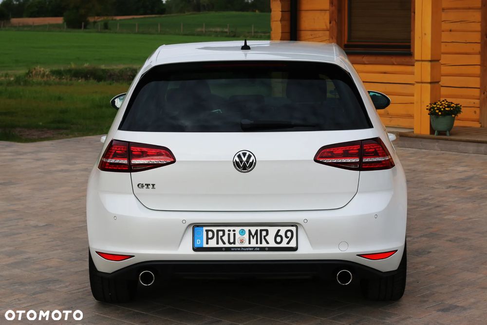 Volkswagen Golf GTI BlueMotion Technology - 10