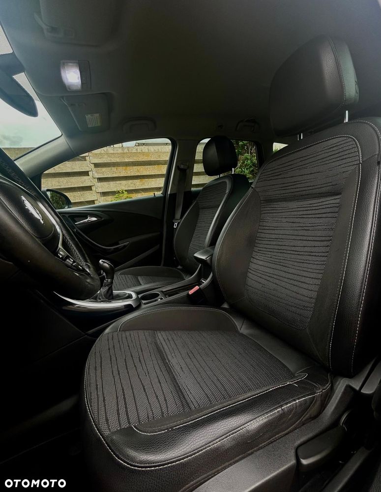 Opel Astra 1.4 Turbo Cosmo - 5