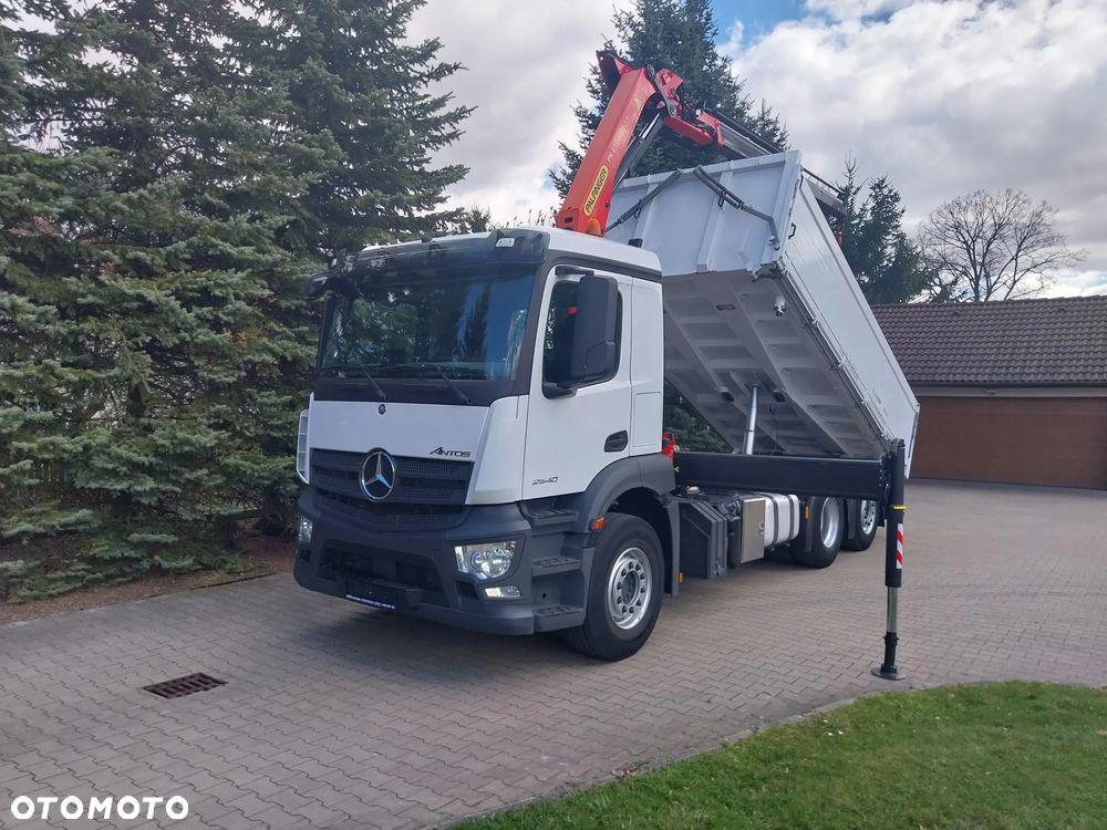 Mercedes-Benz 3-str. wywrotka z PALFINGER PK 19001 - 25