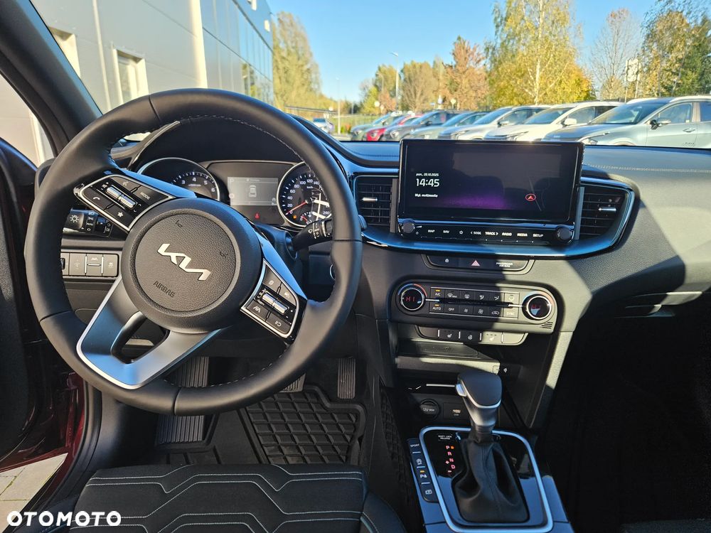 Kia XCeed 1.6 T-GDI Tribute DCT - 17