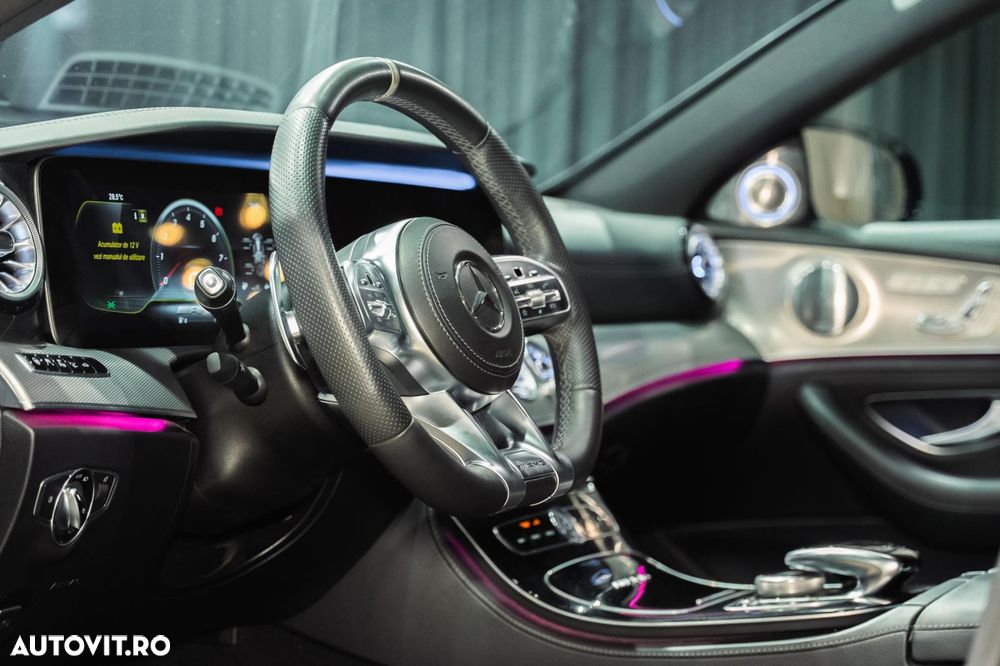 Mercedes-Benz E 63 AMG S 4MATIC Aut. - 23