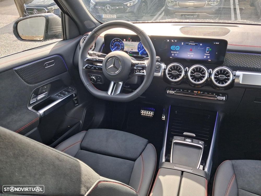 Mercedes-Benz EQB - 18