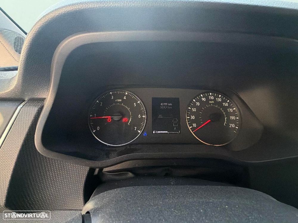 Nissan Primastar - 13
