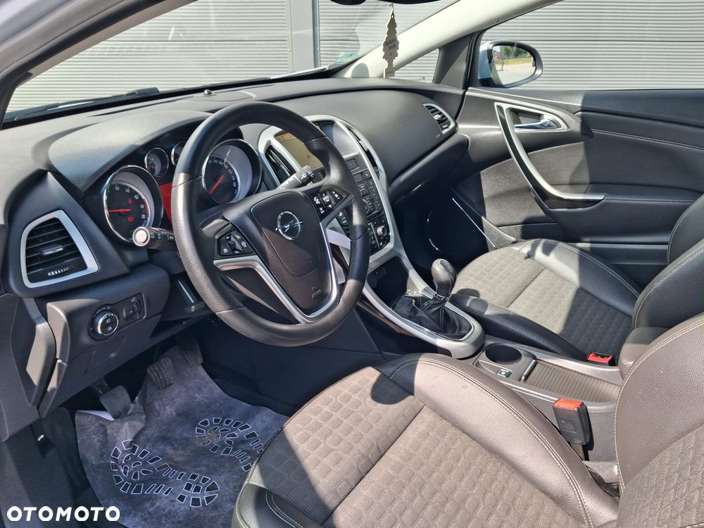 Opel Astra - 8