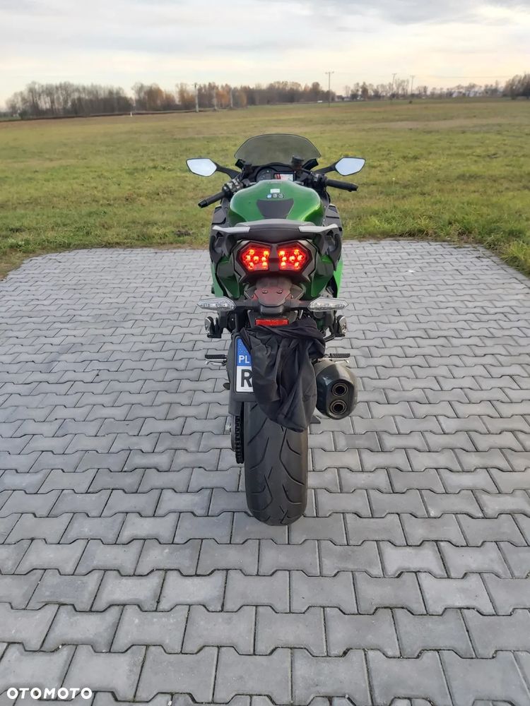 Kawasaki Ninja H2 SX - 14
