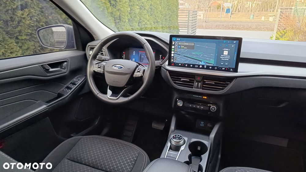 Ford Kuga - 12