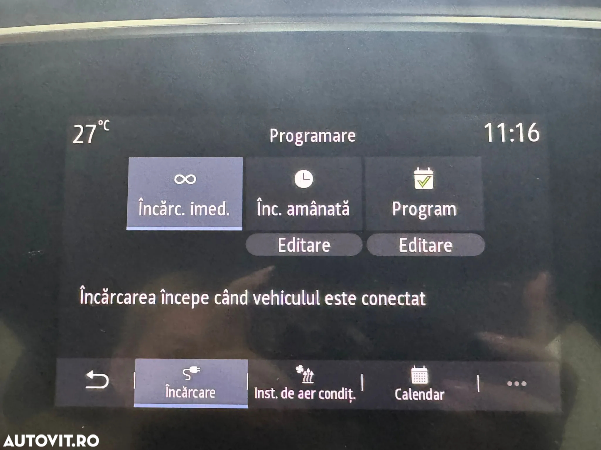 Renault Megane Grandtour E-TECH Plug-in 160 BUSINESS EDITION - 27