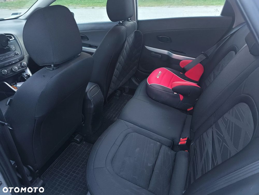 Kia Ceed - 7