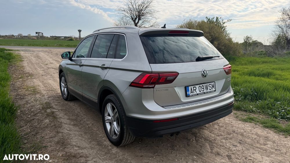 Volkswagen Tiguan 2.0 TDI SCR 4MOTION (BlueMotion Tech) Comfortline - 9