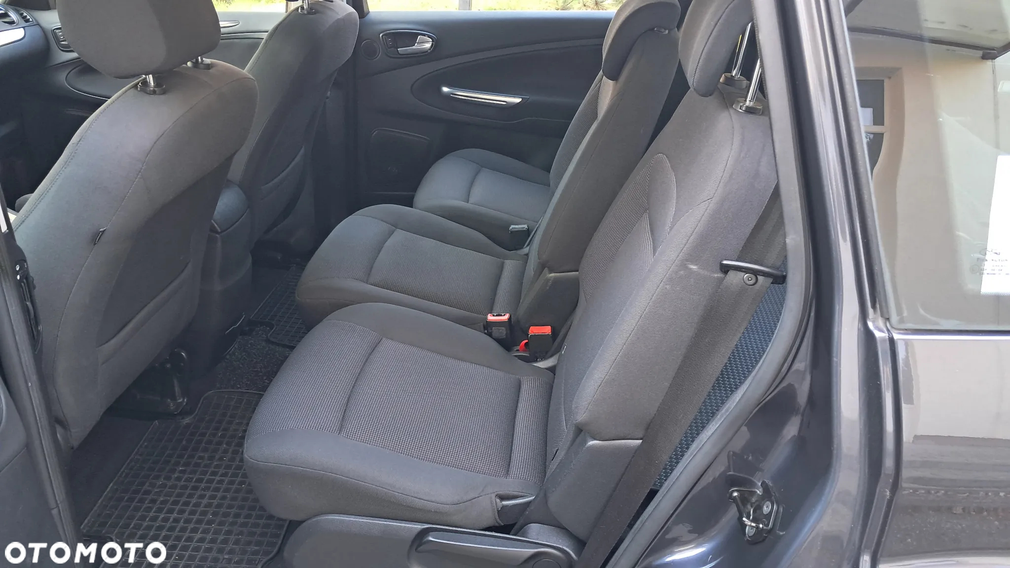 Ford S-Max 2.0 Titanium - 24