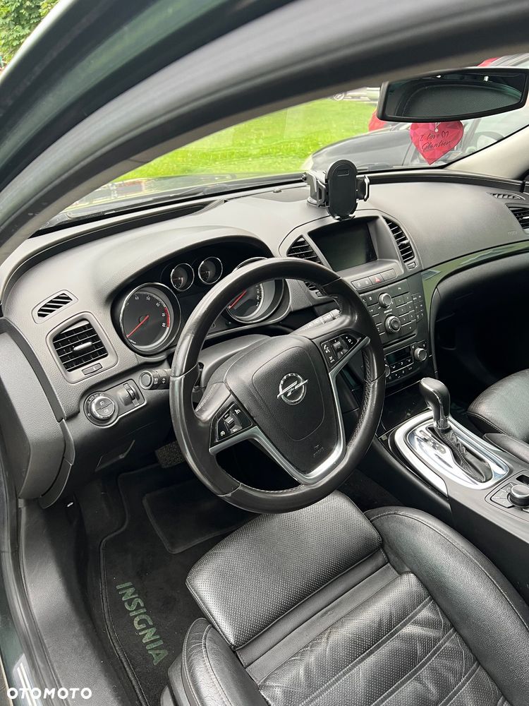 Opel Insignia 2.0 T Sport 4x4 - 17