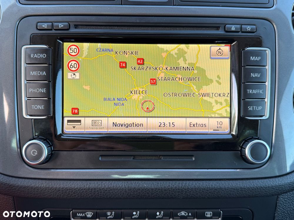 Volkswagen Tiguan 2.0 TDI 4Mot Perfectline R-Style DSG - 36