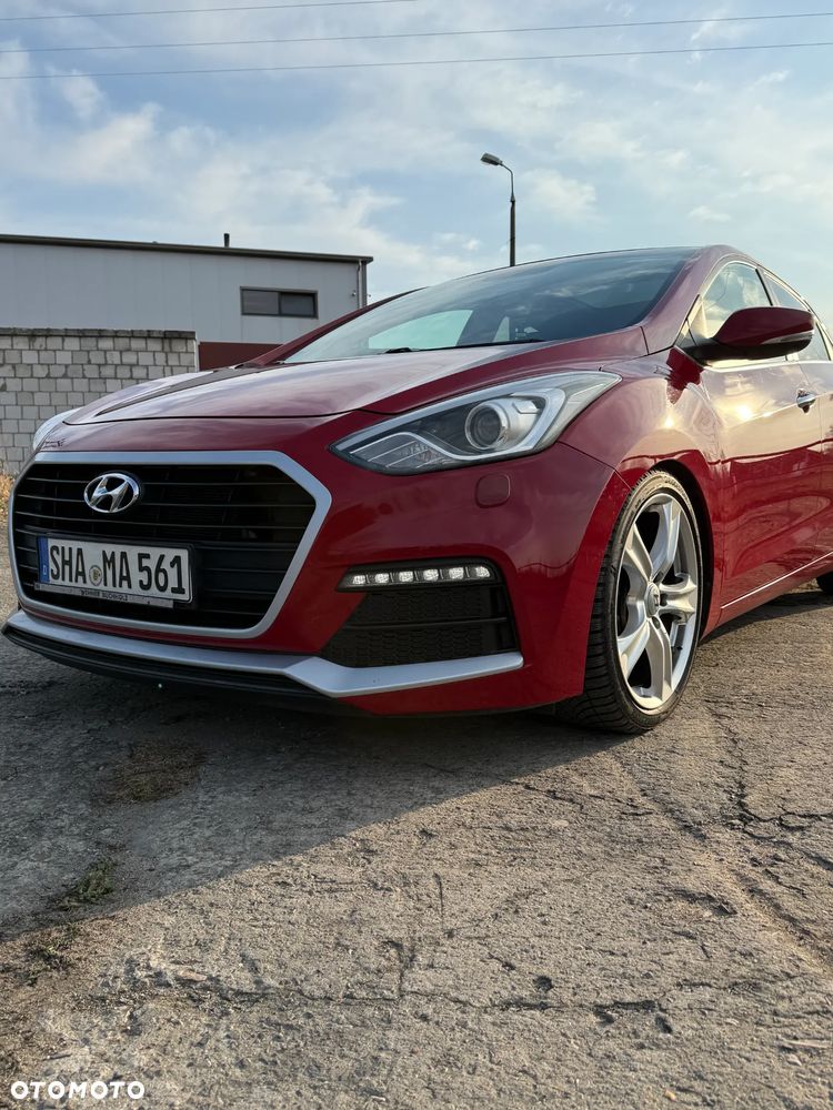Hyundai i30 1.6 T GDI Turbo - 4
