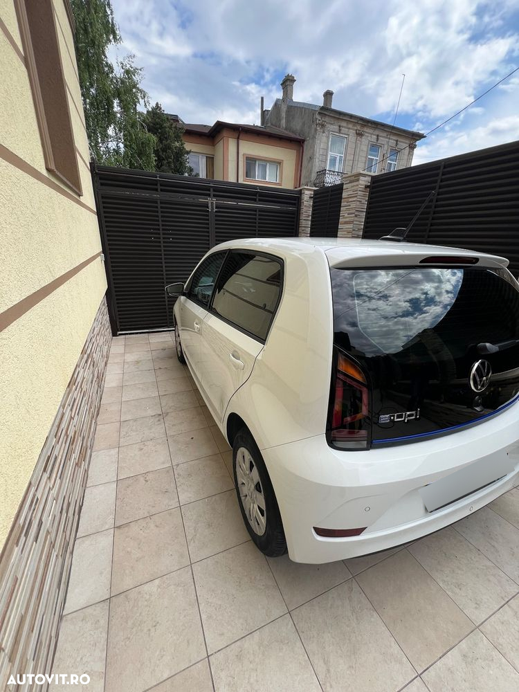 Volkswagen up! - 4