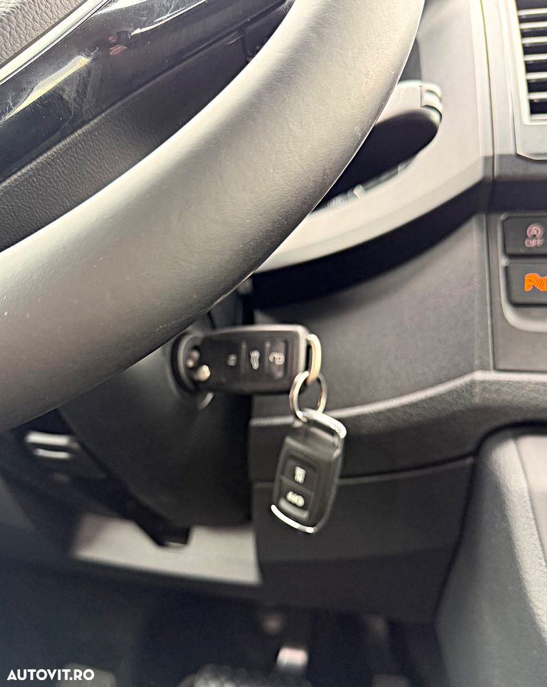 Volkswagen Caravelle 2.0 TDI 110 kW KR Comfortline DSG - 32