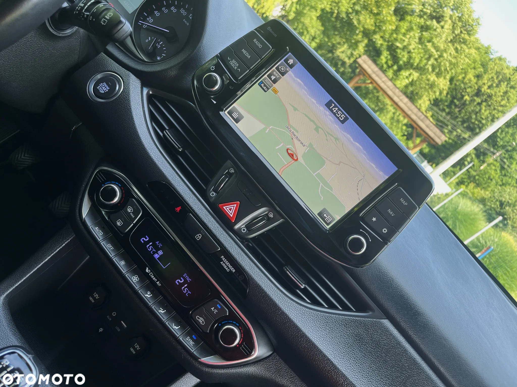 Hyundai i30 1.6 CRDi BlueDrive Premium - 34