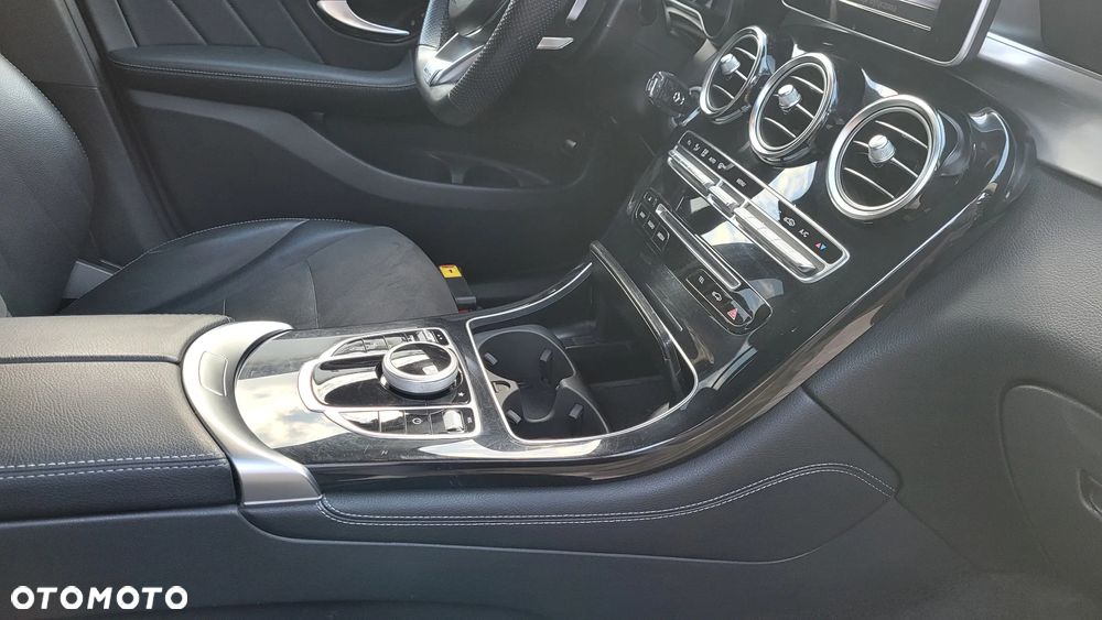 Mercedes-Benz GLC 220 d 4-Matic - 16