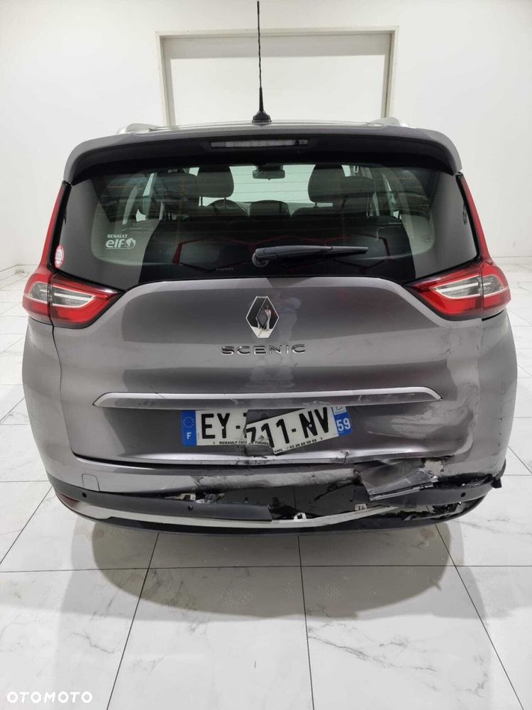 Renault Scenic - 8