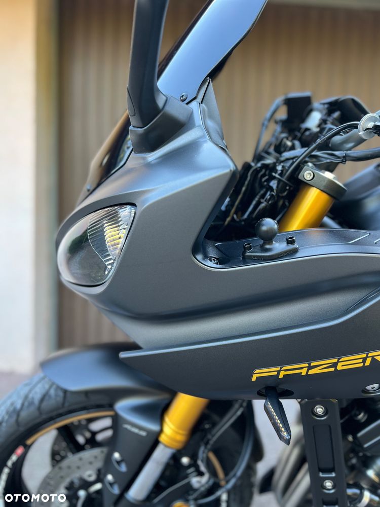 Yamaha FZ8 - 21