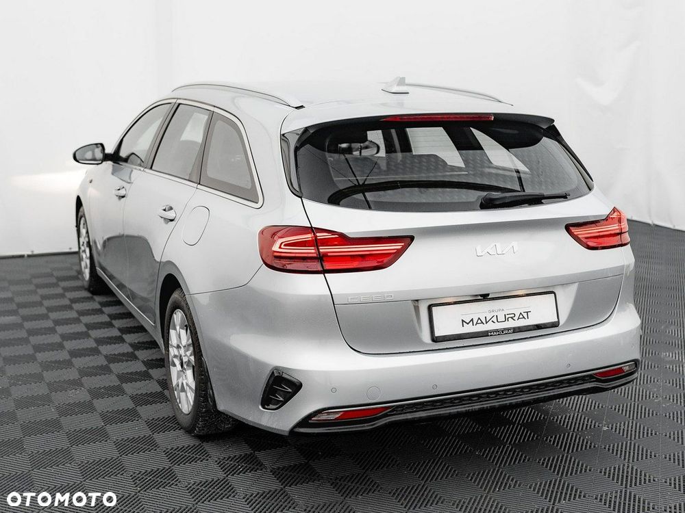 Kia Ceed 1.5 T-GDI M - 5