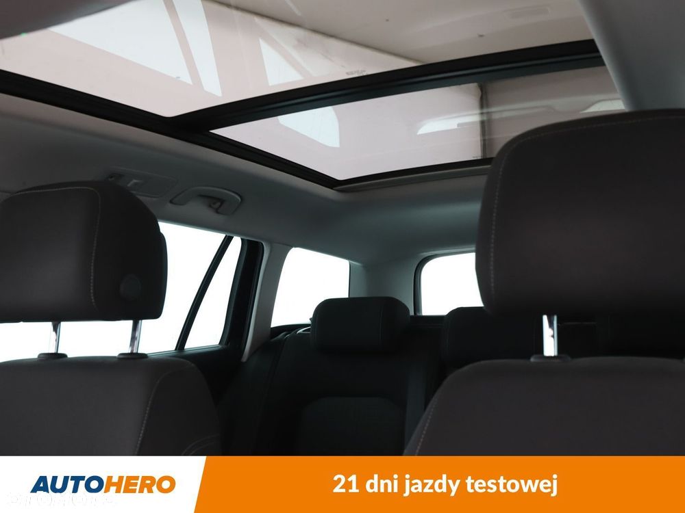 Volkswagen Passat - 40