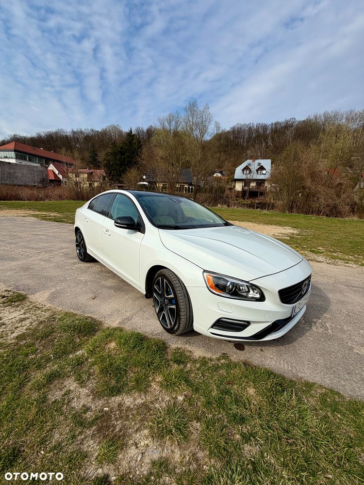 Volvo S60 T5 Geartronic RDesign - 17