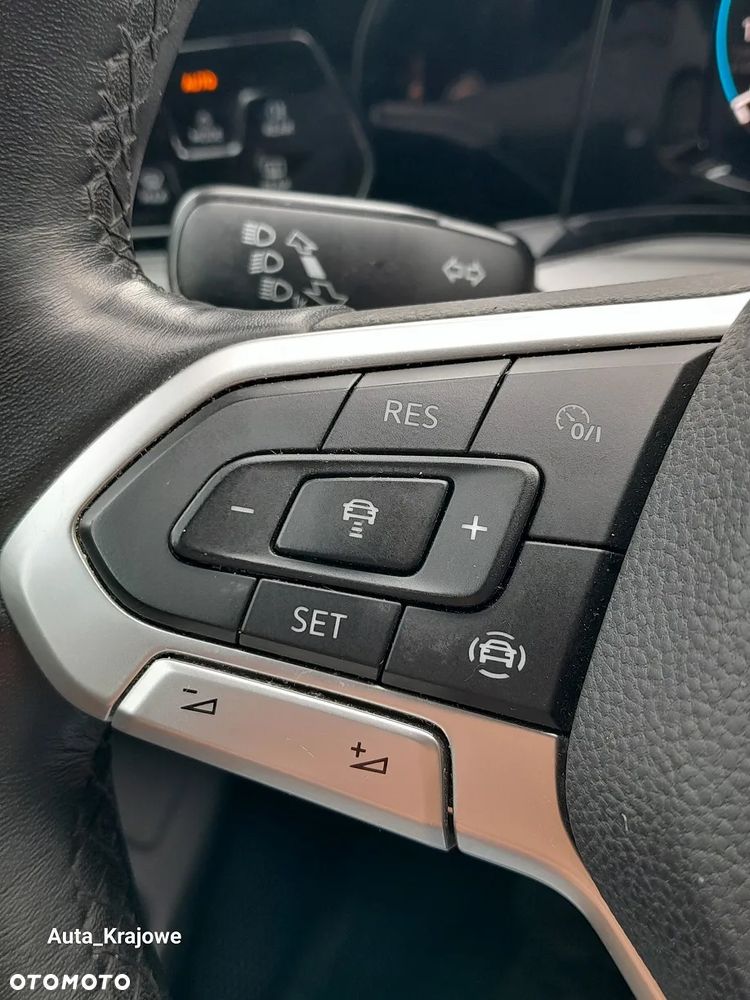 Volkswagen Golf 1.5 TSI EVO Life - 27