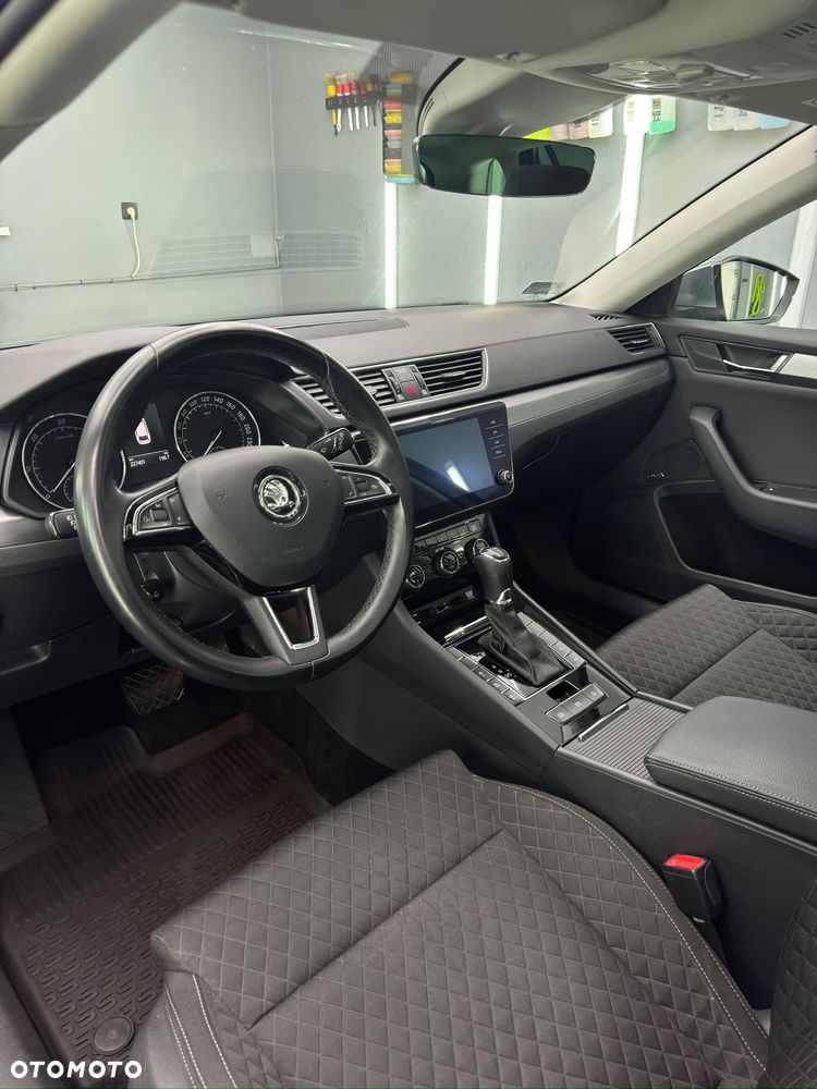Skoda Superb 2.0 TDI Style DSG - 17