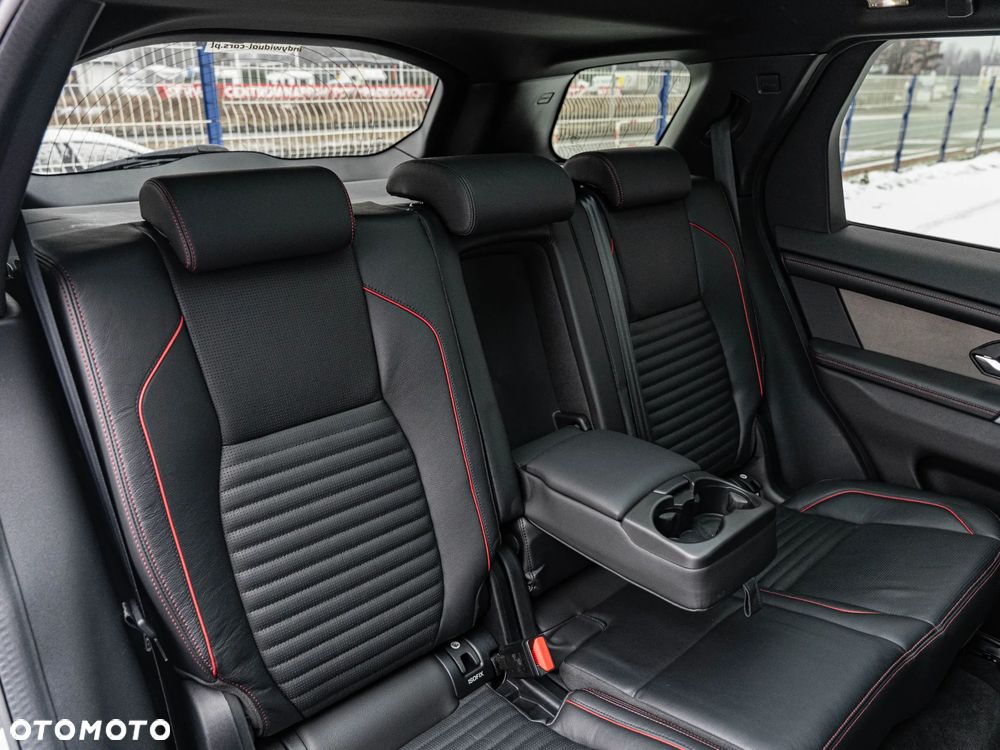 Land Rover Discovery Sport 2.0 D150 R-Dynamic S - 28