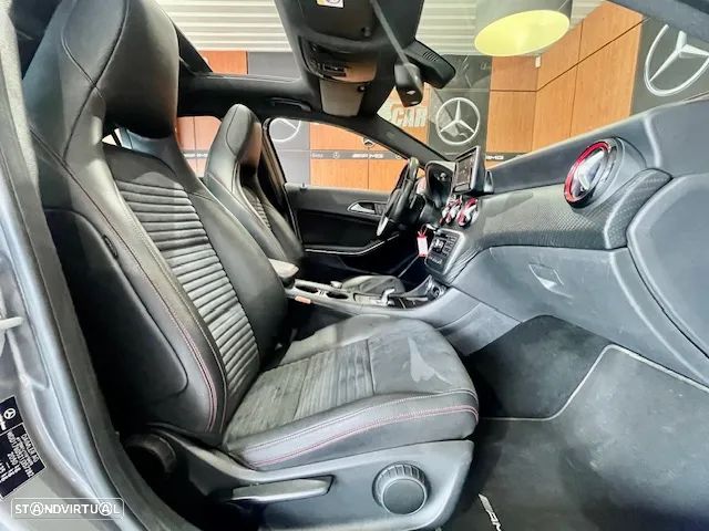 Mercedes-Benz A 45 AMG 4Matic Speedshift 7G-DCT - 32