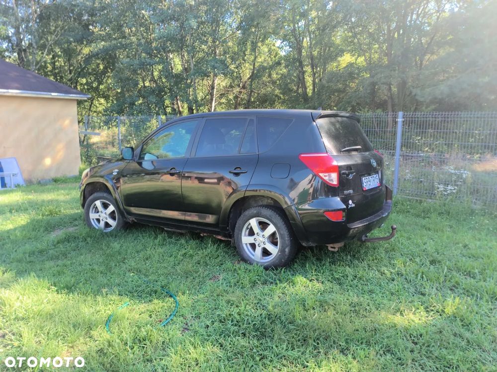 Toyota RAV4 2.2 D-4D Sol 180 - 1