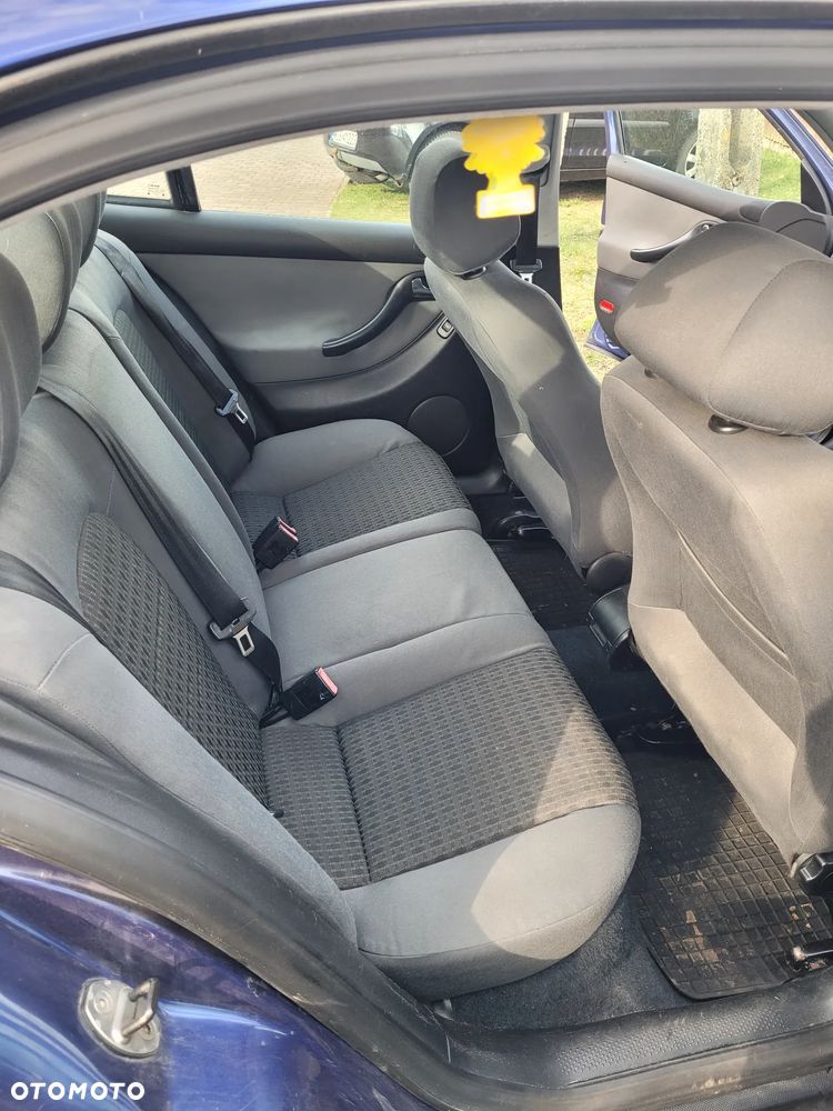 Seat Toledo 1.9 TDI Signo - 5