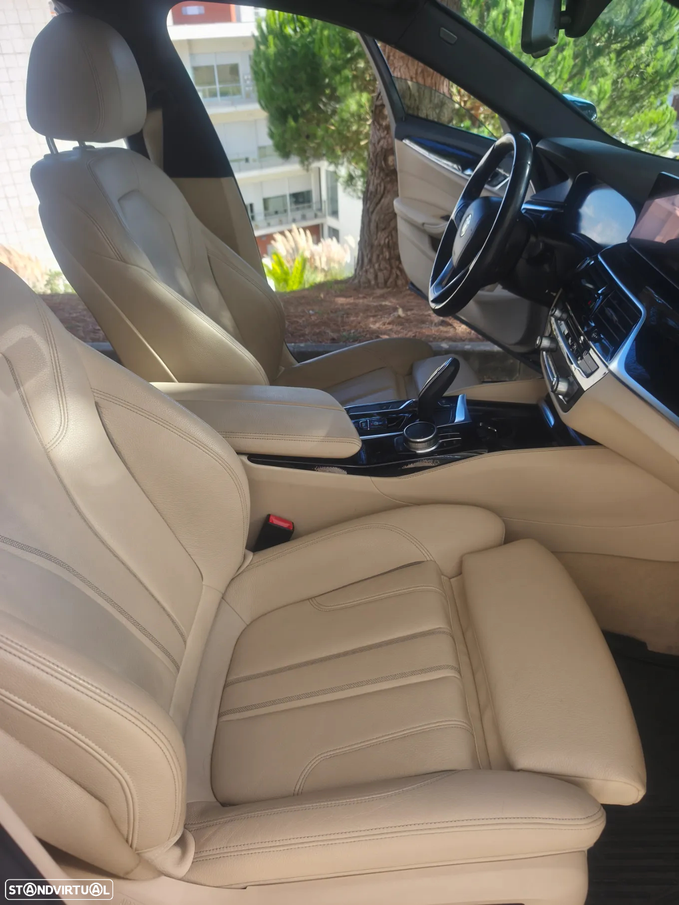 BMW 530 e iPerformance Pack M - 12