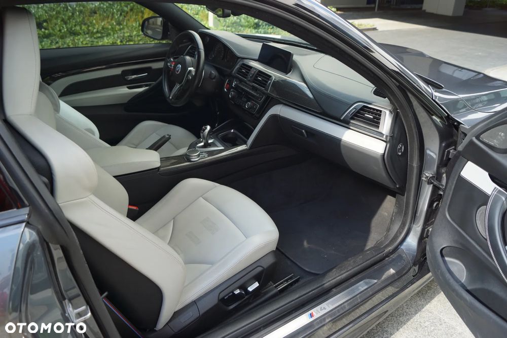 BMW M4 - 11