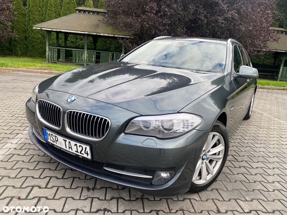 BMW Seria 5 520d Touring - 4
