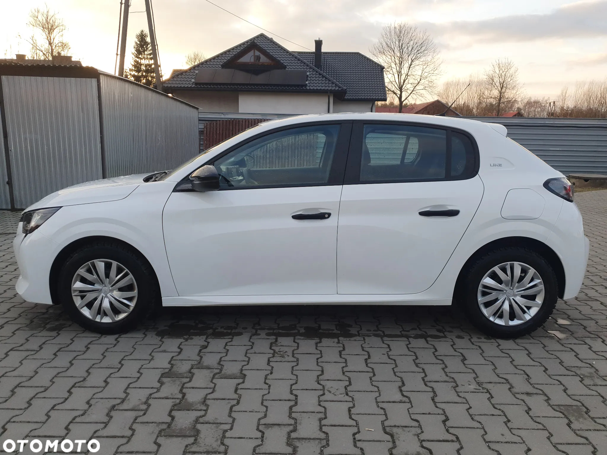 Peugeot 208 1.2 PureTech Like S&S - 12