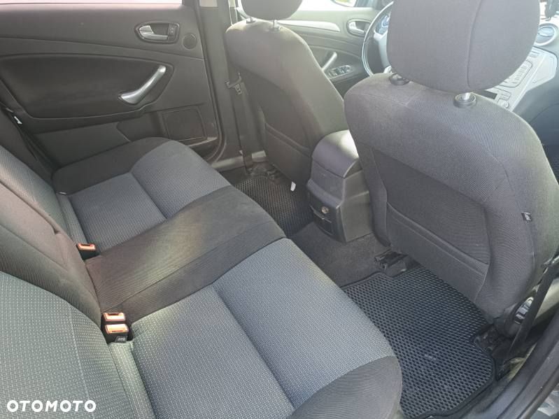 Ford Mondeo 2.0 Silver X - 9