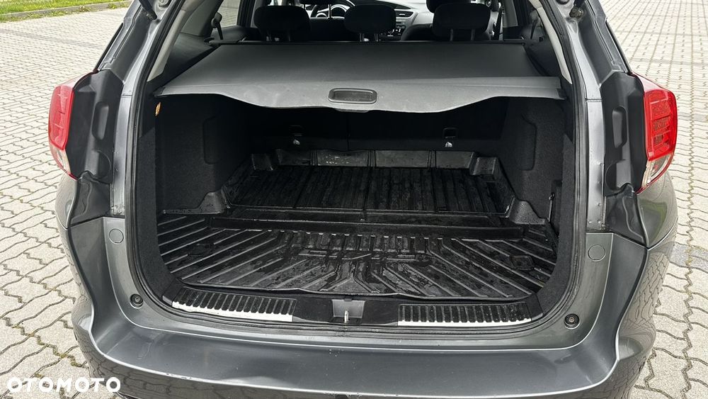 Honda Civic 1.6 i-DTEC Executive Black Edition - 16