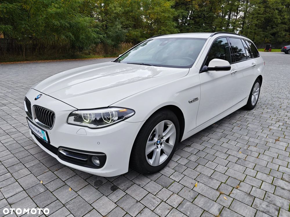 BMW Seria 5 520d xDrive Luxury Line - 4